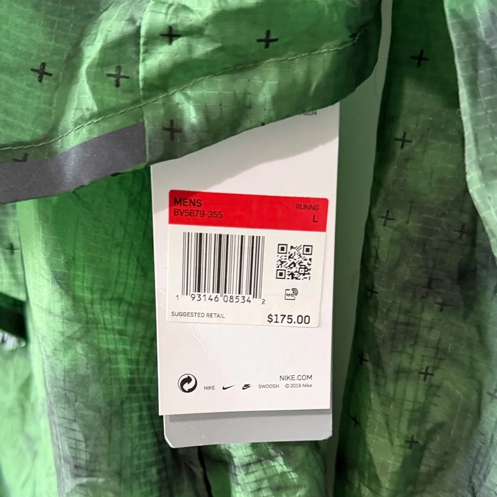 Nike Men's 3-1 Tech Pack Running Jacket.
